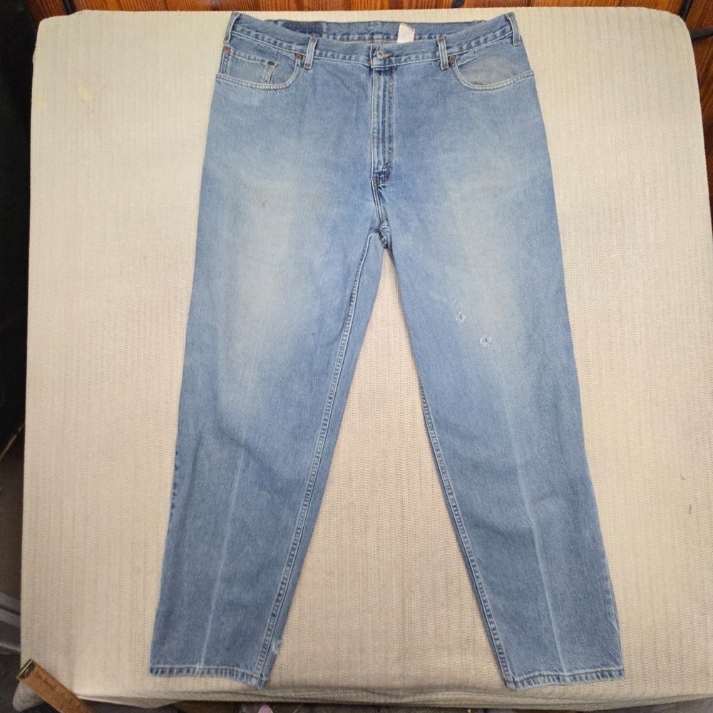 Vintage Levis 560 Jeans Mens 42x32 Blue Denim Relaxed Baggy Tapered Leg USA Made